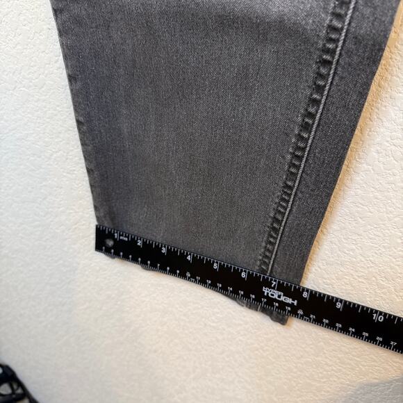 Levi's 541 Men's Jeans Gray Wash Denim Stretch Straight Leg Size 39x32 - Picture 4 of 10